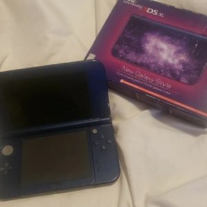 Nintendo 3DS XL galaxy edition